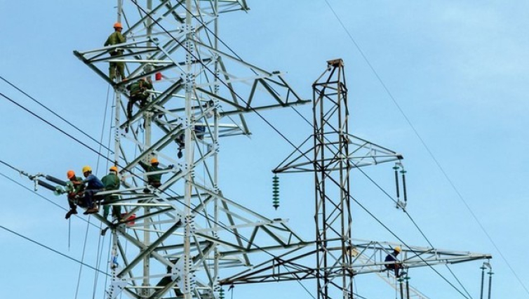 Ph&oacute; thủ tướng y&ecirc;u cầu EVN tăng nguồn điện tr&ecirc;n 15%