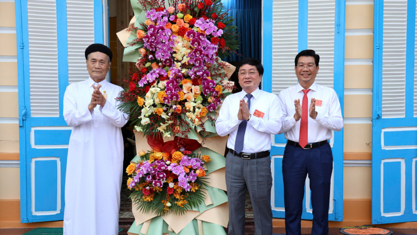 B&iacute; thư Tỉnh ủy T&acirc;y Ninh Nguyễn Văn Quyết dự&nbsp;Đại lễ v&iacute;a Đức Ch&iacute; T&ocirc;n năm 2026