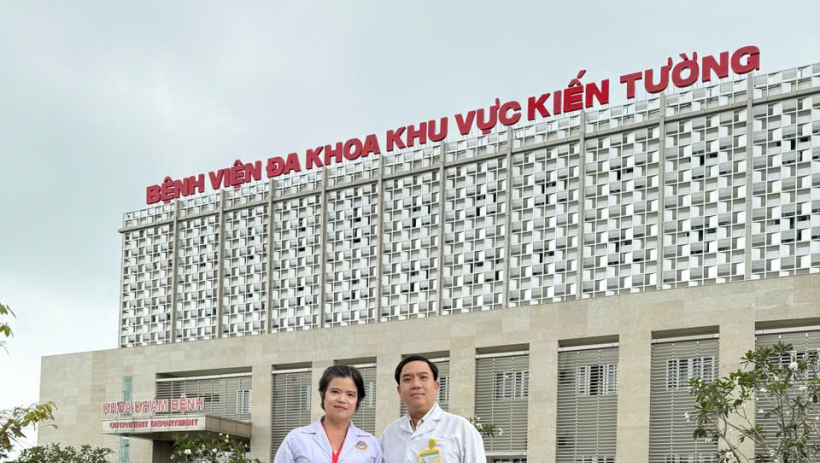 Gắn b&oacute; với nghề y,&nbsp;giữ trọn hạnh ph&uacute;c gia đ&igrave;nh