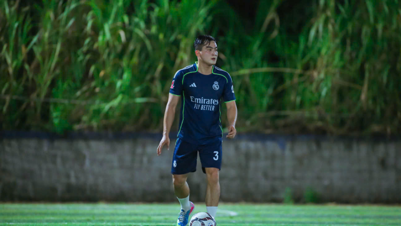 Cầu thủ phong tr&agrave;o Trần Thanh Tấn &ndash; đam m&ecirc; sau giờ l&agrave;m việc