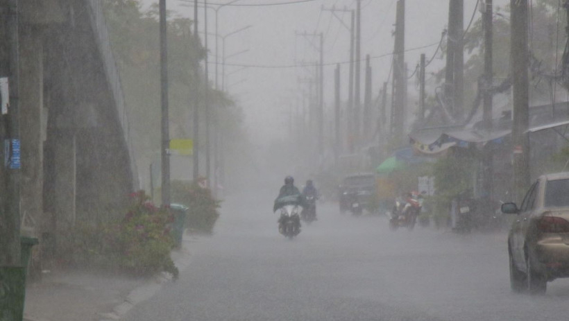 Thời tiết ng&agrave;y 25/2: Mưa d&ocirc;ng lan rộng nhiều khu vực