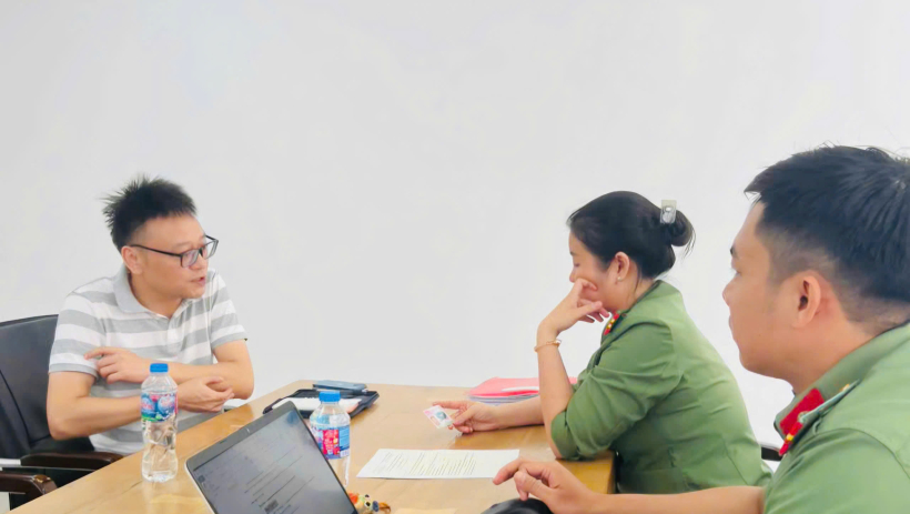 Tăng cường quản l&yacute;, kiểm tra lưu tr&uacute; đối với người nước ngo&agrave;i dịp đầu năm v&agrave; m&ugrave;a lễ hội