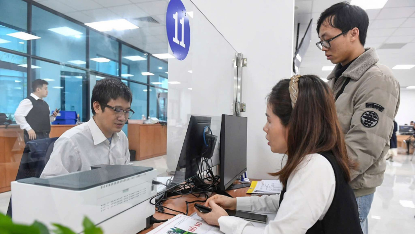 Từ 01/3, b&atilde;i bỏ h&agrave;ng loạt quy định về c&ocirc;ng chức, vi&ecirc;n chức