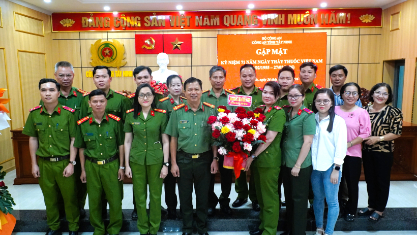 C&ocirc;ng an tỉnh T&acirc;y Ninh họp mặt kỷ niệm 71 năm Ng&agrave;y Thầy thuốc Việt Nam