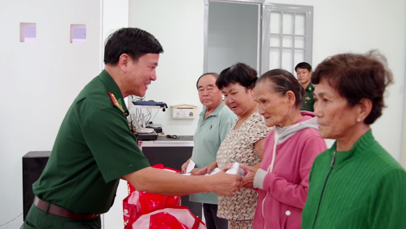 S&ocirc;i nổi Ng&agrave;y hội bi&ecirc;n ph&ograve;ng to&agrave;n d&acirc;n tr&ecirc;n bi&ecirc;n giới T&acirc;y Ninh