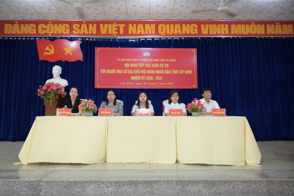 Ứng cử vi&ecirc;n đại biểu HĐND tỉnh, đơn vị bầu cử số 8 vận động bầu cử tại x&atilde; Cầu Khởi 