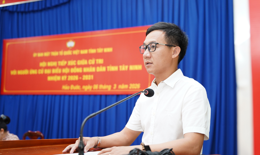 Ứng cử viên Đặng Khánh Duy - Tổng Giám đốc Công ty TNHH Tân Nhiên, Phó Chủ tịch Hiệp hội Doanh nghiệp tỉnh Tây Ninh, Phó Chủ tịch Hội Doanh nhân trẻ tỉnh Tây Ninh trình bày chương trình hành động