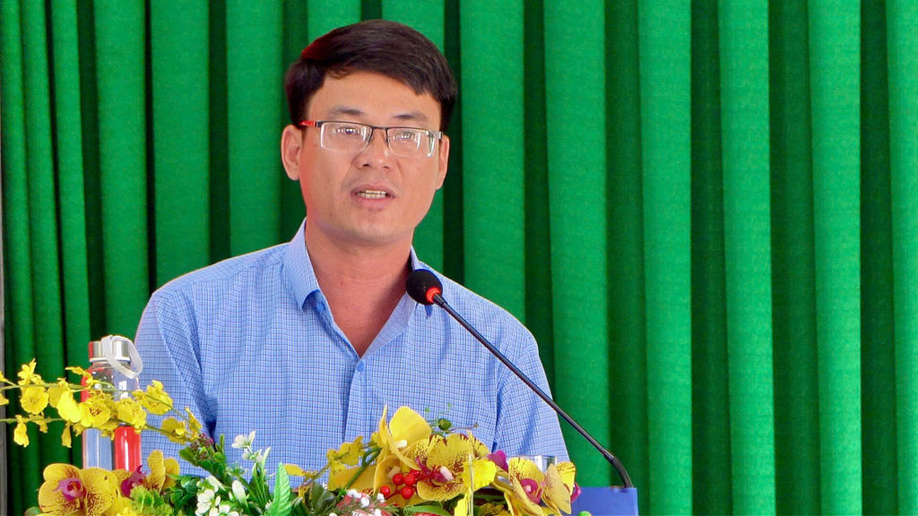 Ứng cử vi&ecirc;n HĐND tỉnh T&acirc;y Ninh, đơn vị bầu cử số 26 tiếp x&uacute;c cử tri x&atilde; Tuy&ecirc;n Thạnh