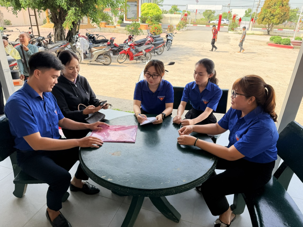 X&atilde; Hiệp H&ograve;a: Ra qu&acirc;n Tuần lễ 'Thanh ni&ecirc;n với năng lực số' 