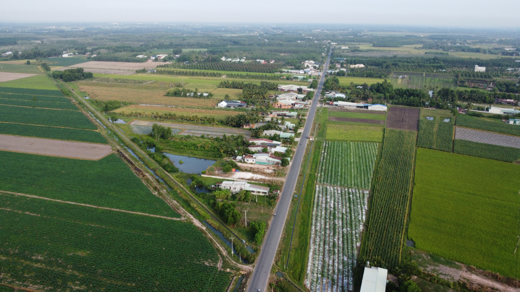 Provincial Road 788 runs through Chau Thanh, Hao Duoc and Phuoc Vinh communes (Tay Ninh province) and connects with Provincial Road 791, forming a continuous transport route toward the Tan Nam International Border Gate area