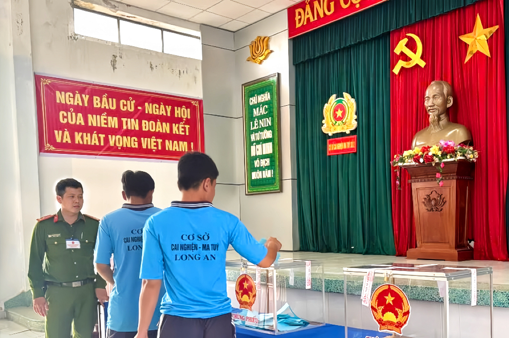 Học viên cai nghiện tham gia quyền công dân của mình tại Cơ sở cai nghiện số 2 tỉnh Tây Ninh