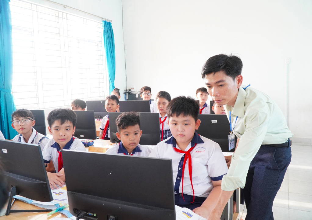 Trường Tiểu học Phước L&yacute;:&nbsp;Chuyển đổi số g&oacute;p phần n&acirc;ng chất lượng dạy v&agrave; học