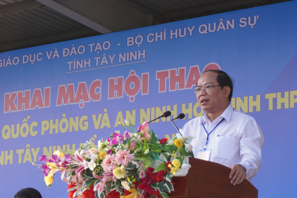 thay,binh,08220517.jpg