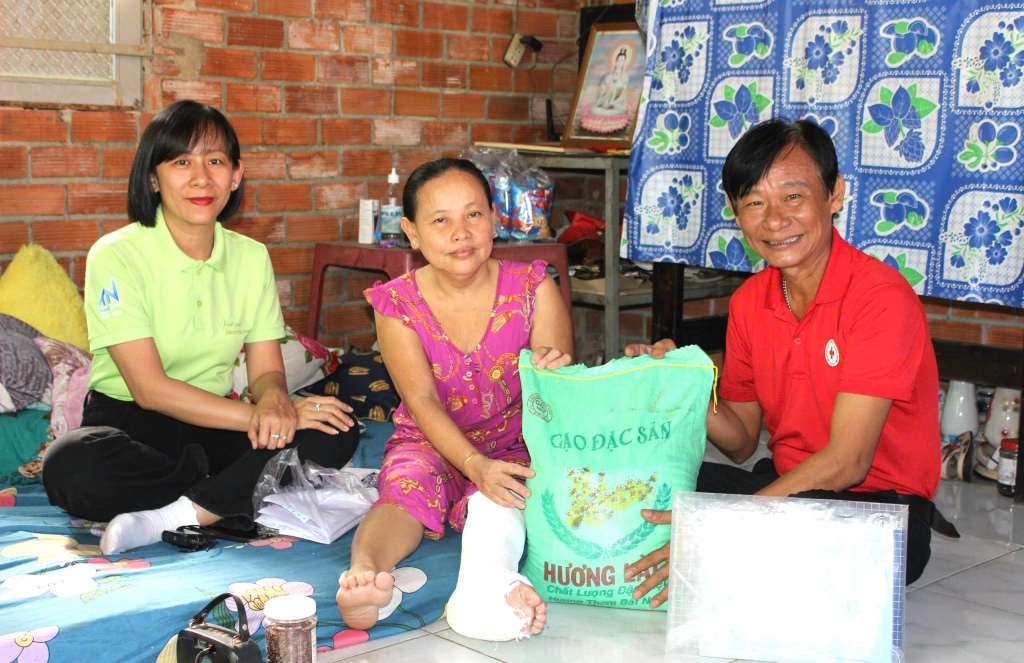 Tai nạn bất ngờ đẩy một gia đ&igrave;nh rơi v&agrave;o c&ugrave;ng cực