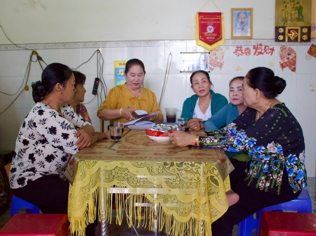 Hạnh ph&uacute;c của những người phụ nữ 'giỏi việc nước, đảm việc nh&agrave;'