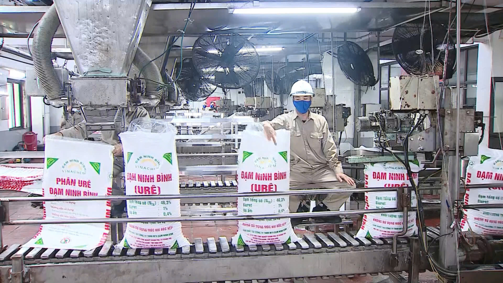Nhiếu mặt hàng phân bón tăng