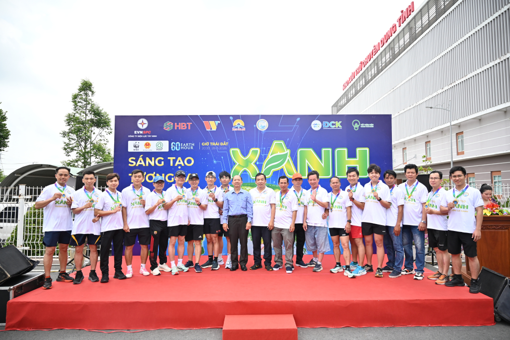 T&acirc;y Ninh: Gần 1.000 người tham gia chạy bộ hưởng ứng Giờ Tr&aacute;i đất 2026