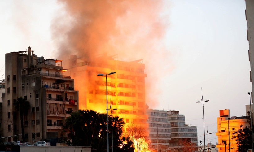 Israel mở rộng chiến dịch tại Liban, Iraq gia hạn đ&oacute;ng cửa kh&ocirc;ng phận