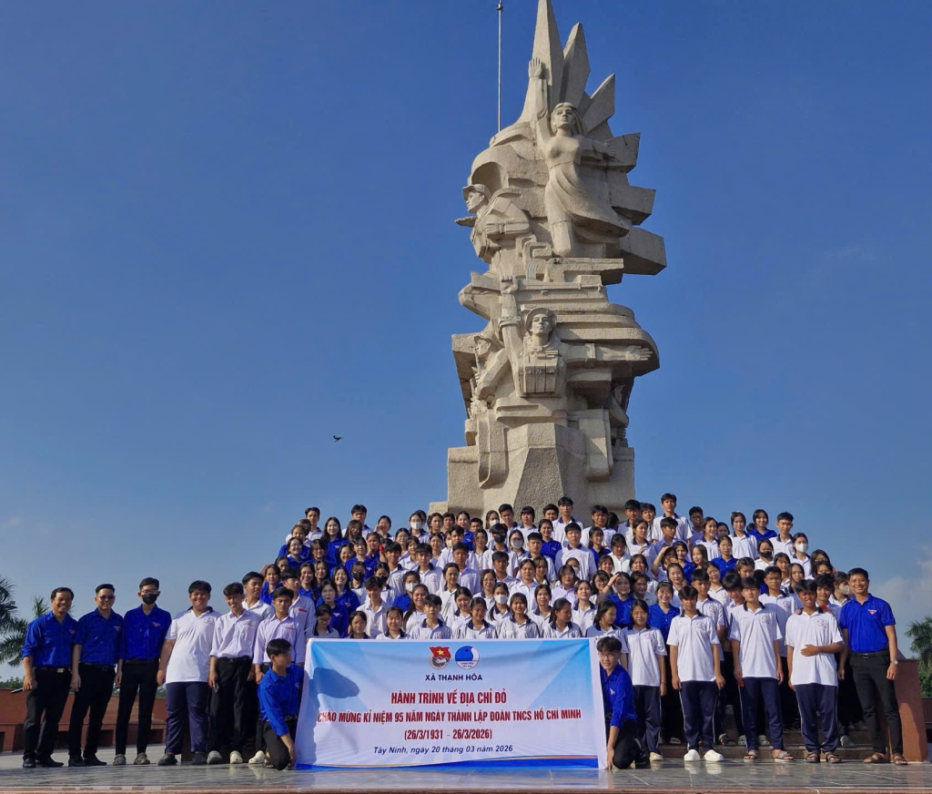 Tuổi trẻ chung sức dựng x&acirc;y qu&ecirc; hương