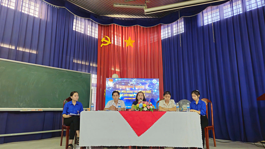 Buổi giao lưu, chia sẻ kinh nghiệm học ngoại ngữ năm học 2025 – 2026