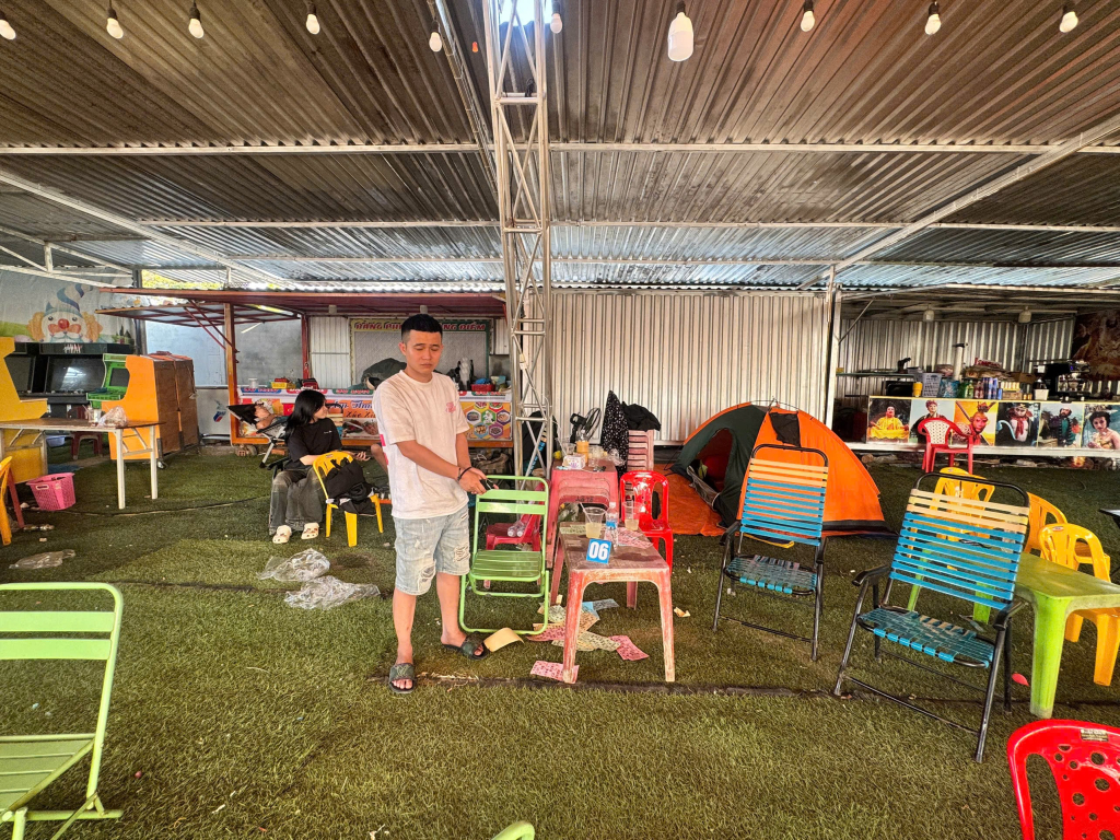 T&igrave;m bị hại trong vụ lừa đảo bốc thăm tr&uacute;ng thưởng tại hội chợ