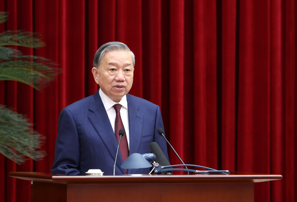 Ph&aacute;t biểu bế mạc của Tổng B&iacute; thư T&ocirc; L&acirc;m tại Hội nghị Trung ương lần thứ 2 kh&oacute;a XIV