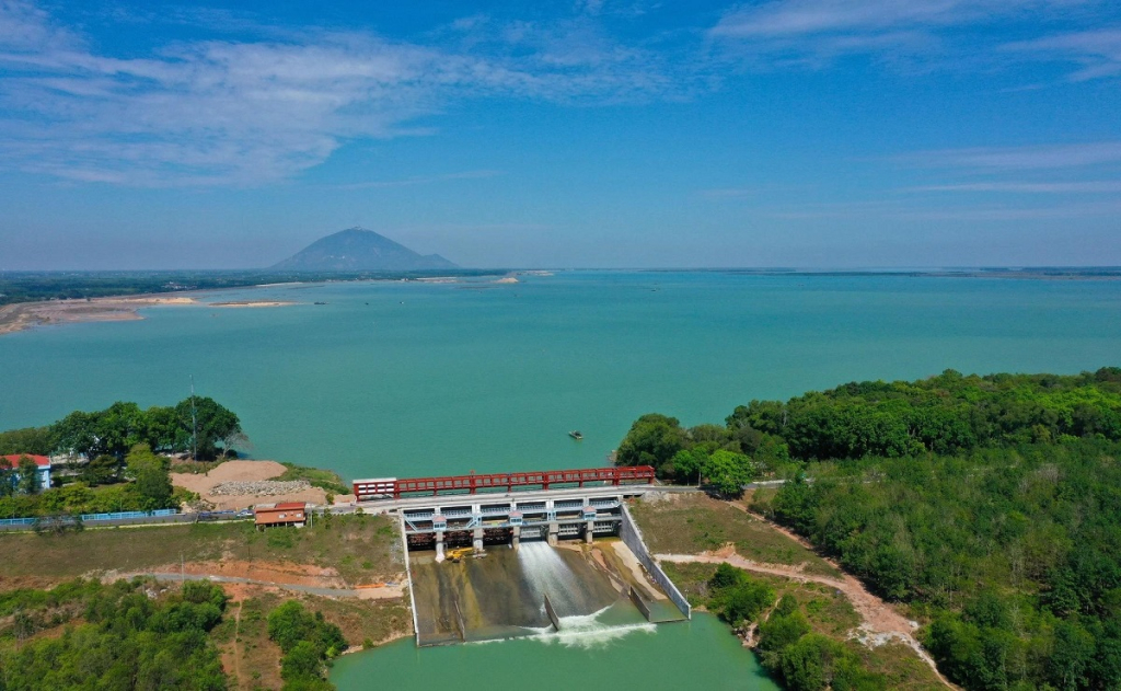 Giữ g&igrave;n 'bản đồ nước' cho ph&aacute;t triển bền vững