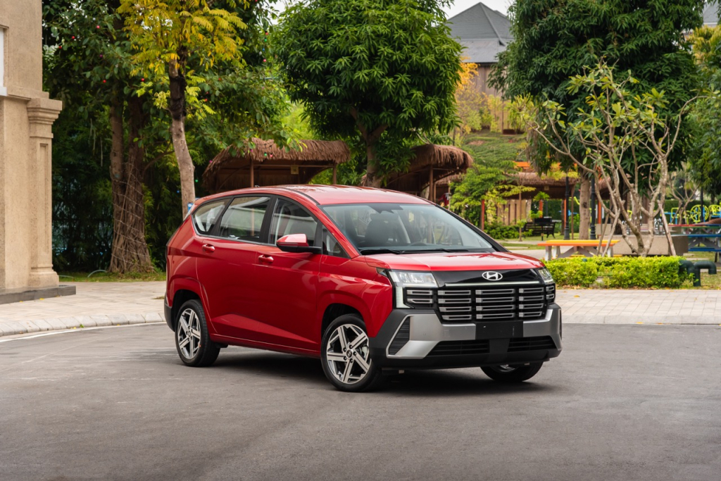 Chi tiết Hyundai Stargazer mới: N&acirc;ng cấp c&ocirc;ng nghệ, th&ecirc;m bản 'phong c&aacute;ch SUV' để l&agrave;m kh&oacute; c&aacute;c đối thủ