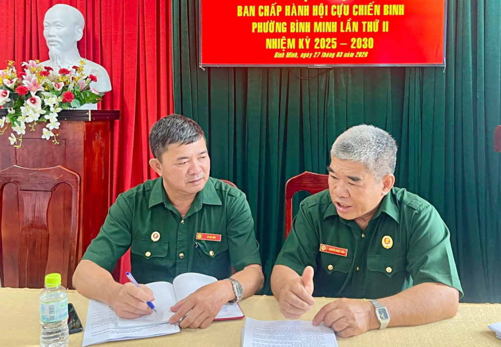 Những cựu chiến binh l&agrave;m kinh tế giỏi, gi&agrave;u l&ograve;ng nh&acirc;n &aacute;i