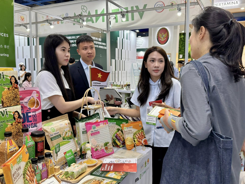 Bánh tráng siêu mỏng Tân Nhiên là sản phẩm OCOP 5 sao đầu tiên của tỉnh Tây Ninh