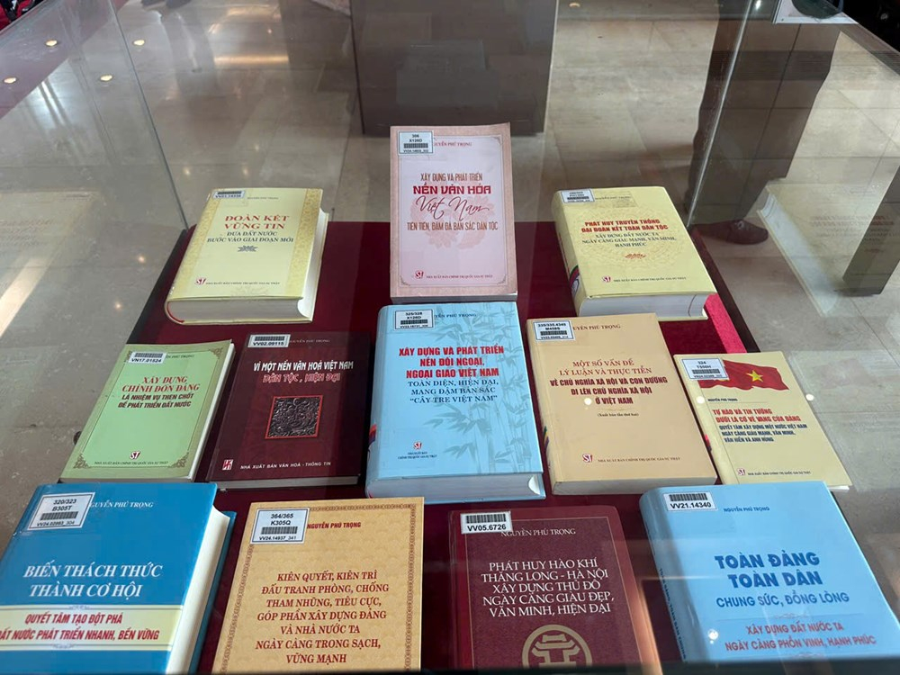 Chiến trường tư tưởng, chiến tranh nhận thức tr&ecirc;n kh&ocirc;ng gian mạng: Phải t&ocirc;n trọng lịch sử (B&agrave;i 2)