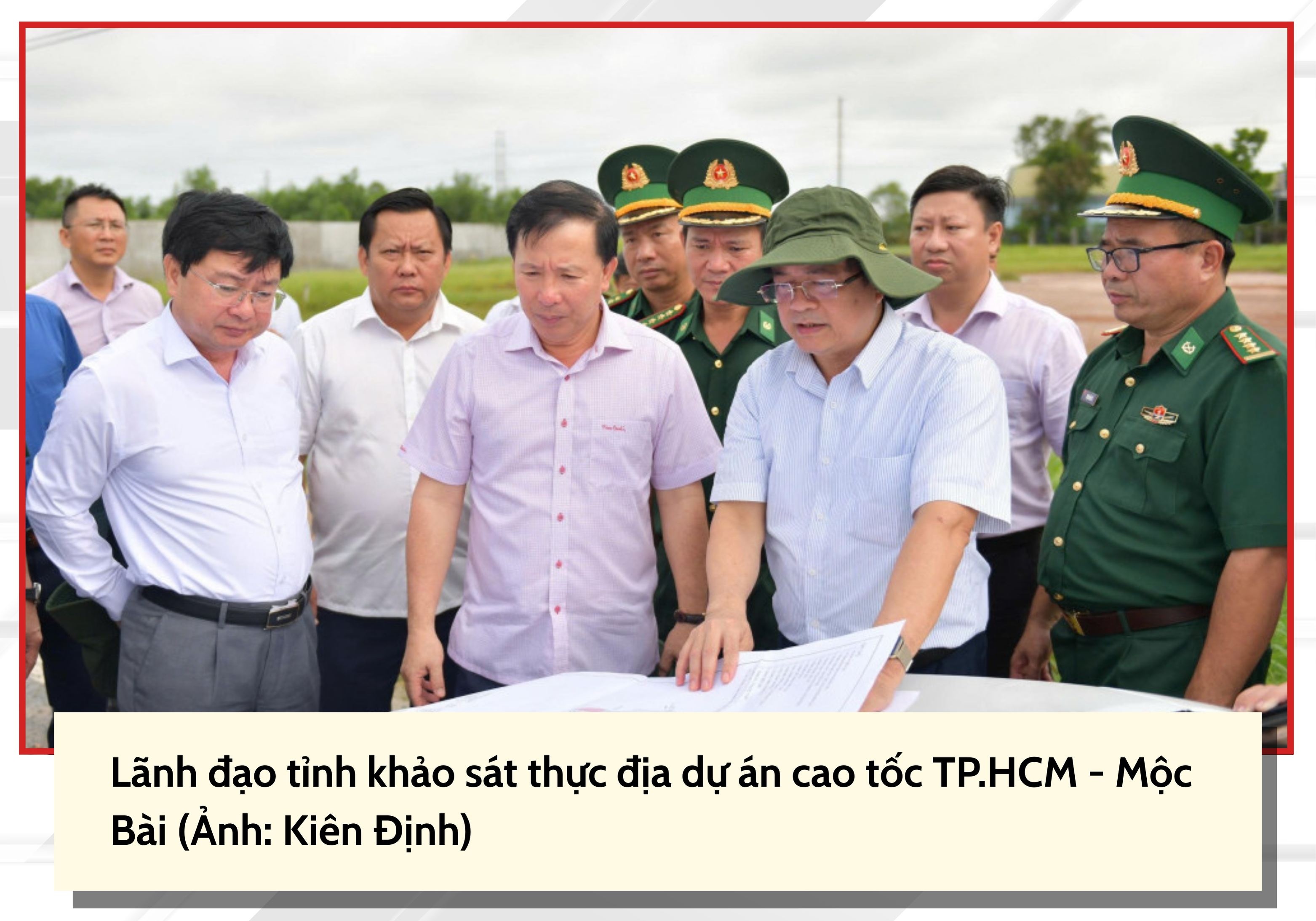 Ảnh với chú thích