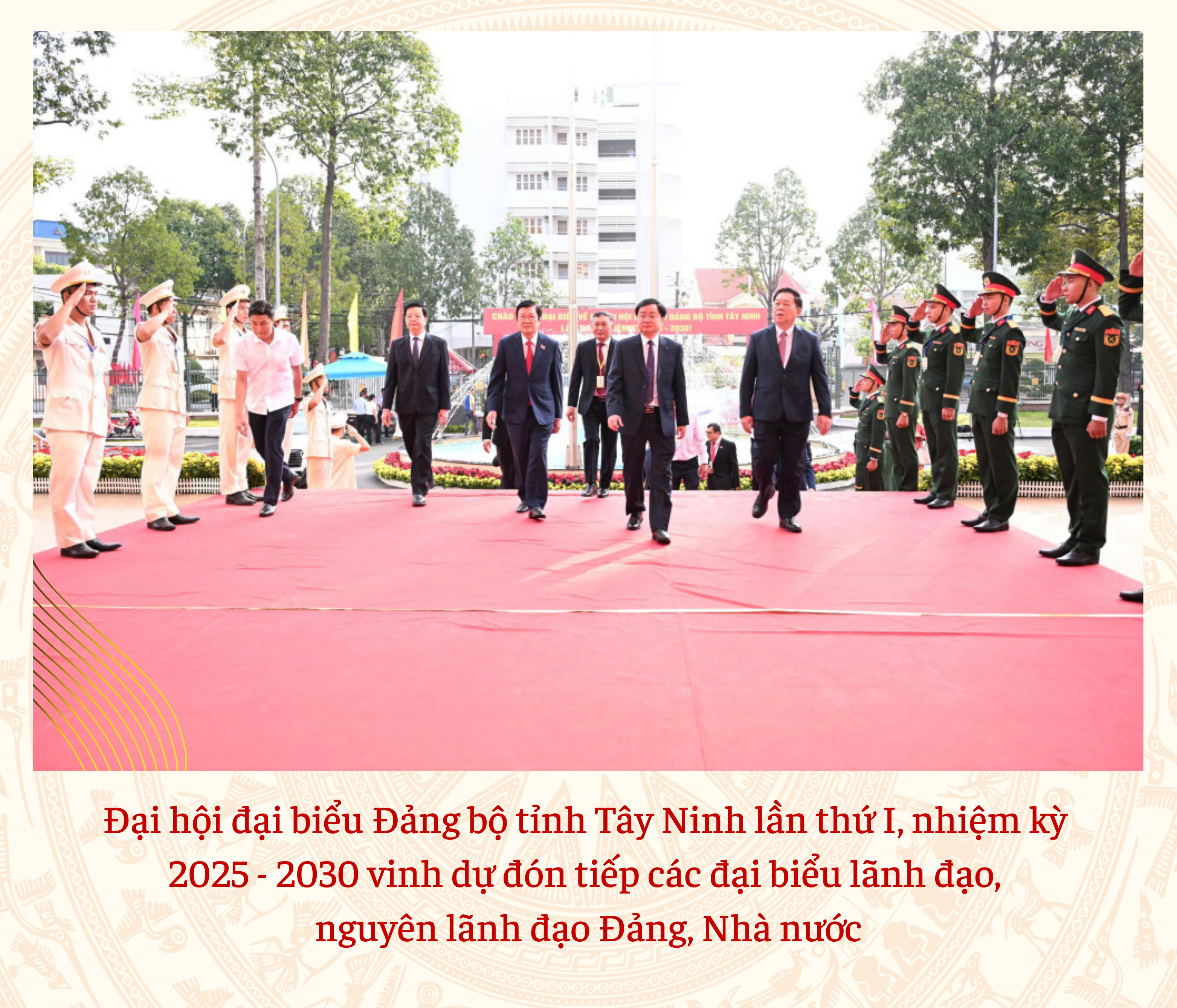 Ảnh với chú thích