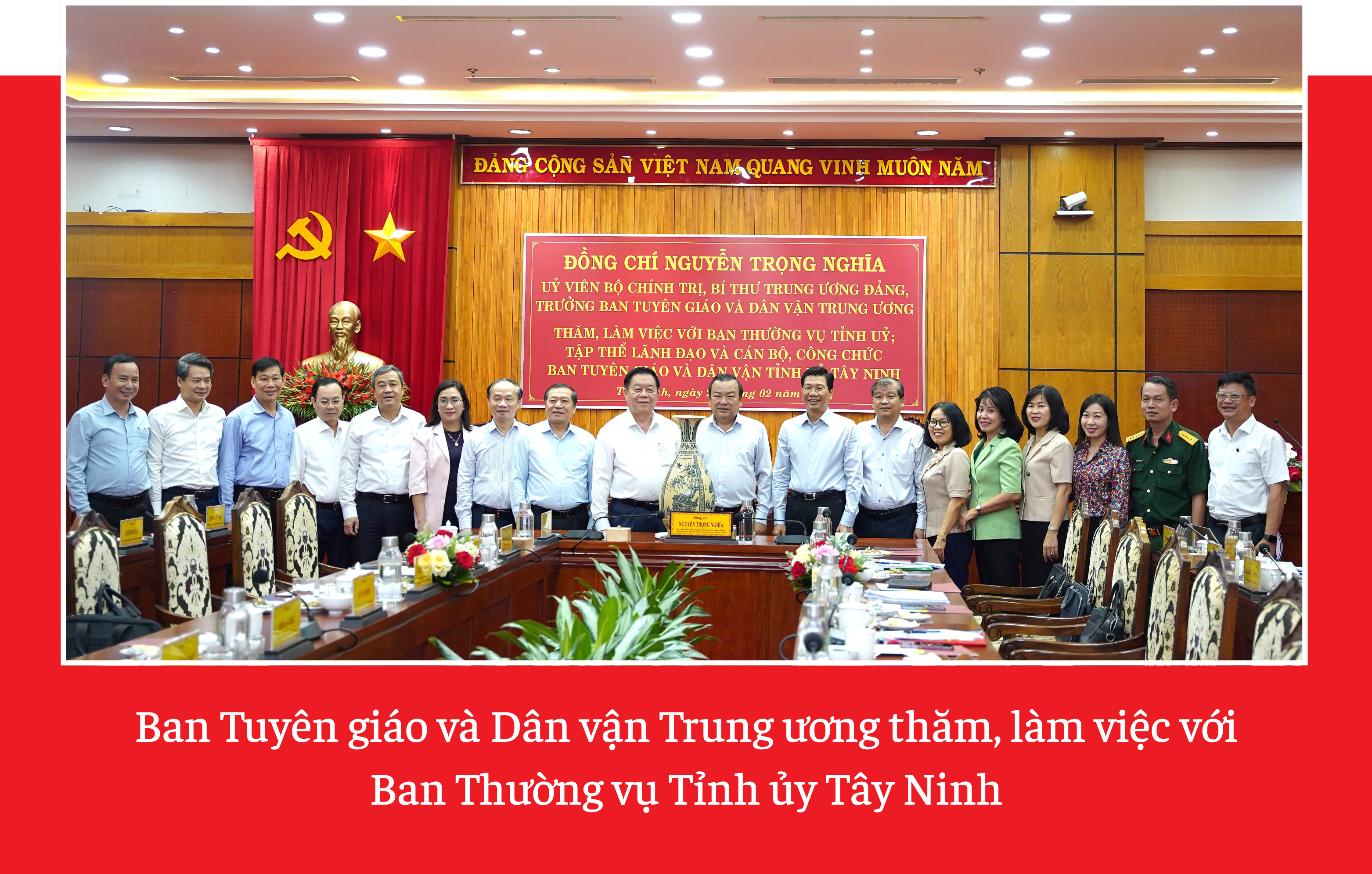 Ảnh với chú thích