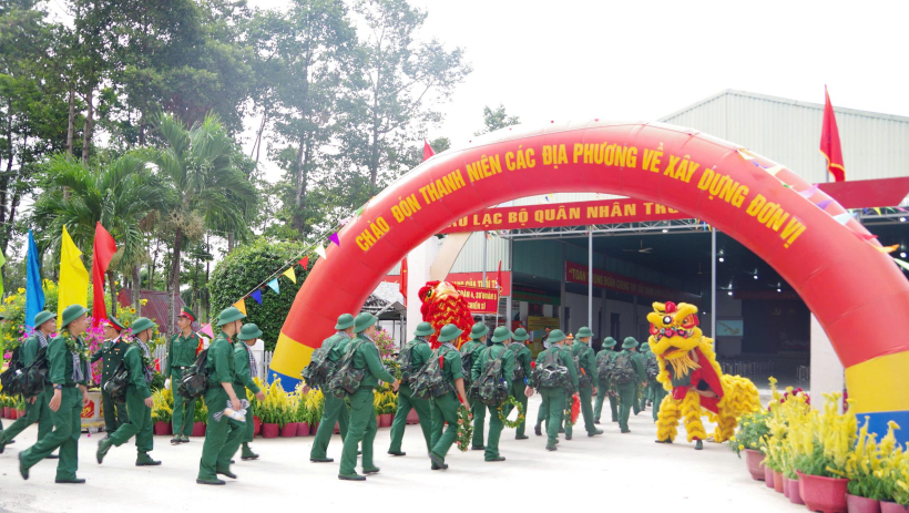 Sư đo&agrave;n 5: Tiếp nhận hơn 3.000 chiến sĩ mới