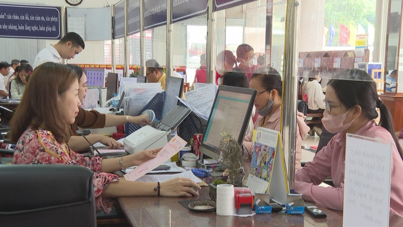 Ng&agrave;nh N&ocirc;ng nghiệp v&agrave; M&ocirc;i trường: Chuyển đổi từ tư duy quản l&yacute; sang phục vụ