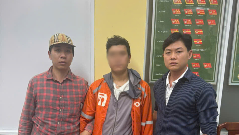 C&ocirc;ng an x&atilde; Hậu Nghĩa bắt nhanh đối tượng cướp giật t&agrave;i sản sau 23 giờ g&acirc;y &aacute;n