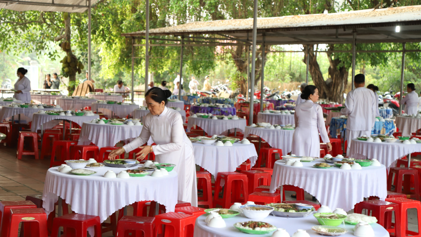 Rộn r&agrave;ng giỗ hội ở B&aacute;o &Acirc;n Đường