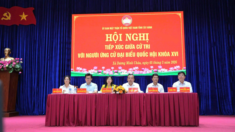 Ứng cử vi&ecirc;n đại biểu Quốc hội kh&oacute;a XVI, đơn vị bầu cử số 5 tiếp x&uacute;c cử tri 3 x&atilde; Dương Minh Ch&acirc;u, Lộc Ninh, Cầu Khởi