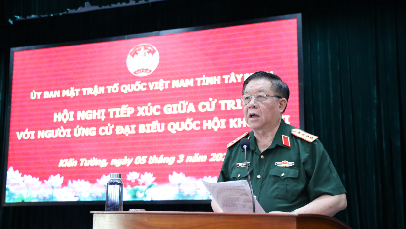 Ứng cử vi&ecirc;n đại biểu Quốc hội kh&oacute;a XVI, đơn vị bầu cử số 3 tiếp x&uacute;c cử tri