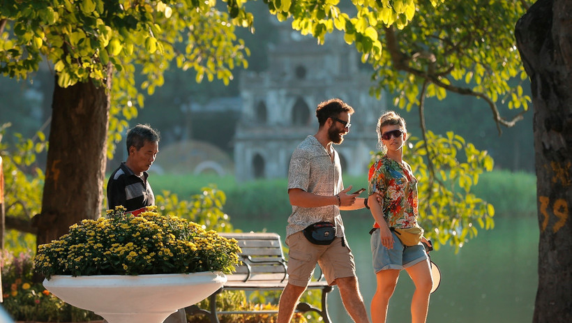 Thời tiết ng&agrave;y 6/3: Bắc Bộ v&agrave; H&agrave; Nội nhiều m&acirc;y, trưa chiều hửng nắng