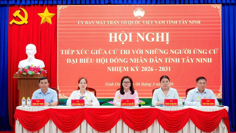 Ứng cử vi&ecirc;n đại biểu HĐND tỉnh - đơn vị bầu cử số 3 tiếp x&uacute;c cử tri tại x&atilde; Ninh Điền