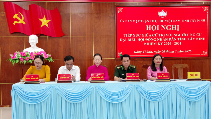 Ứng cử vi&ecirc;n đại biểu HĐND tỉnh T&acirc;y Ninh tiếp x&uacute;c cử tri x&atilde; Đ&ocirc;ng Th&agrave;nh