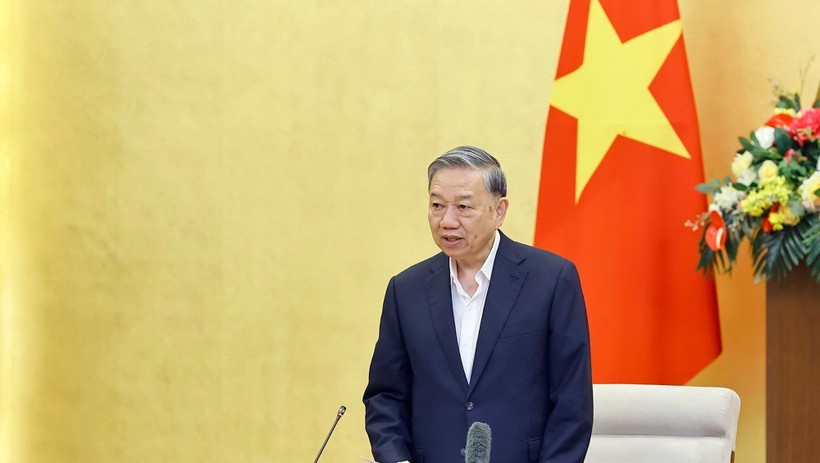 C&ocirc;ng bố quyết định kiểm tra, gi&aacute;m s&aacute;t đối với Ban Thường vụ Đảng ủy Quốc hội