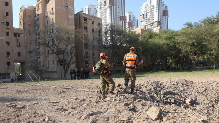 Ghi nhận h&agrave;ng chục tiếng nổ lớn tại Tel Aviv, Iran tiếp tục tấn c&ocirc;ng v&ugrave;ng Vịnh