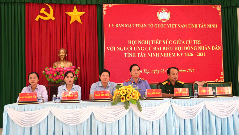 Ứng cử vi&ecirc;n đại biểu HĐND tỉnh, đơn vị bầu cử số 20 tiếp x&uacute;c cử tri x&atilde; T&acirc;n Tập