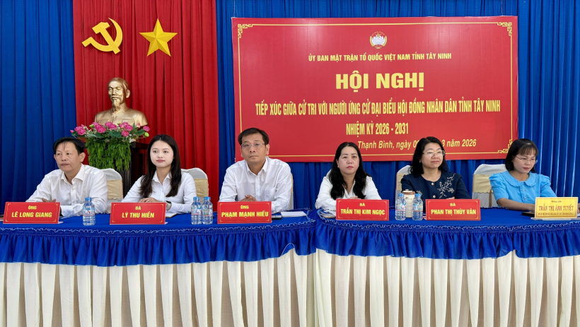 Ứng cử vi&ecirc;n đại biểu HĐND tỉnh - đơn vị bầu cử số 5 tiếp x&uacute;c cử tri x&atilde; Thạnh B&igrave;nh