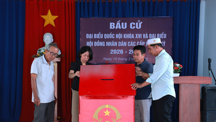 X&atilde; T&acirc;n Ph&uacute;: Tăng tốc c&ocirc;ng t&aacute;c chuẩn bị bầu cử