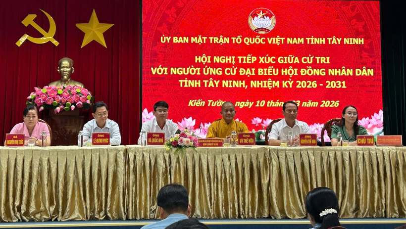 Ứng cử vi&ecirc;n HĐND tỉnh T&acirc;y Ninh, đơn vị bầu cử số 26 tiếp x&uacute;c cử tri phường Kiến Tường