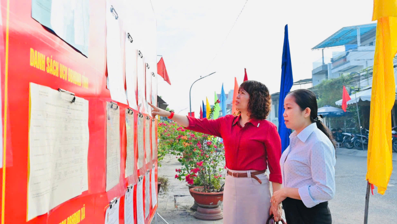 Kiểm tra, gi&aacute;m s&aacute;t c&ocirc;ng t&aacute;c chuẩn bị bầu cử tại c&aacute;c x&atilde; Mỹ Y&ecirc;n v&agrave; Cần Giuộc